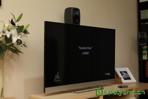 小米发布47英寸3D智能电视