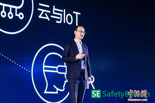OPPO副总裁、研究院院长刘畅发表主题演讲 OPPO副总裁、研究院院长刘畅发表主题演讲
